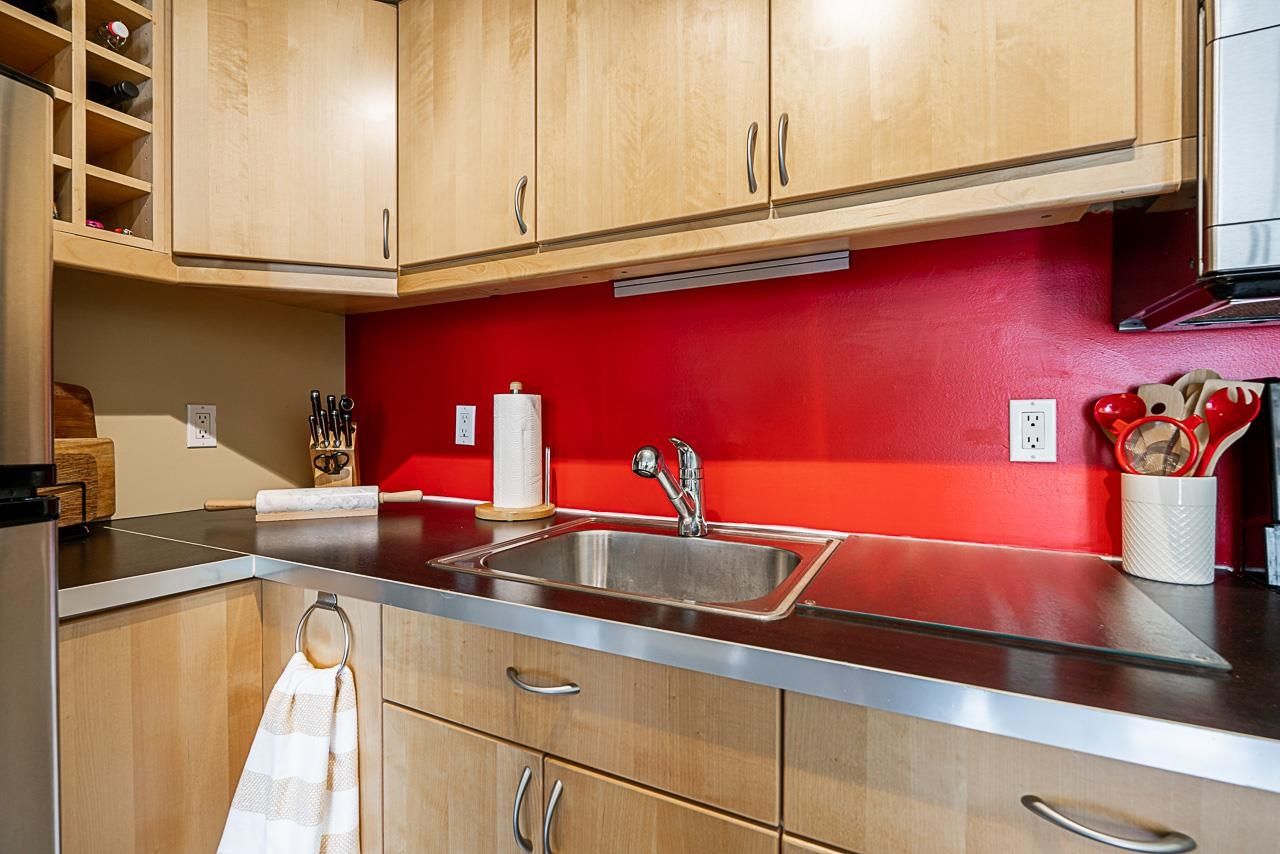 Listing Image 13