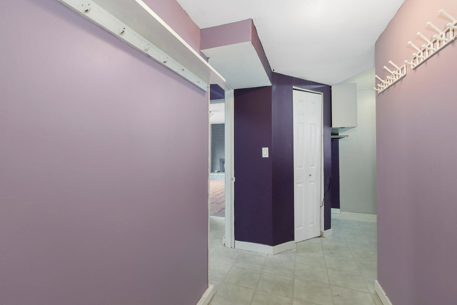 Listing Image 28