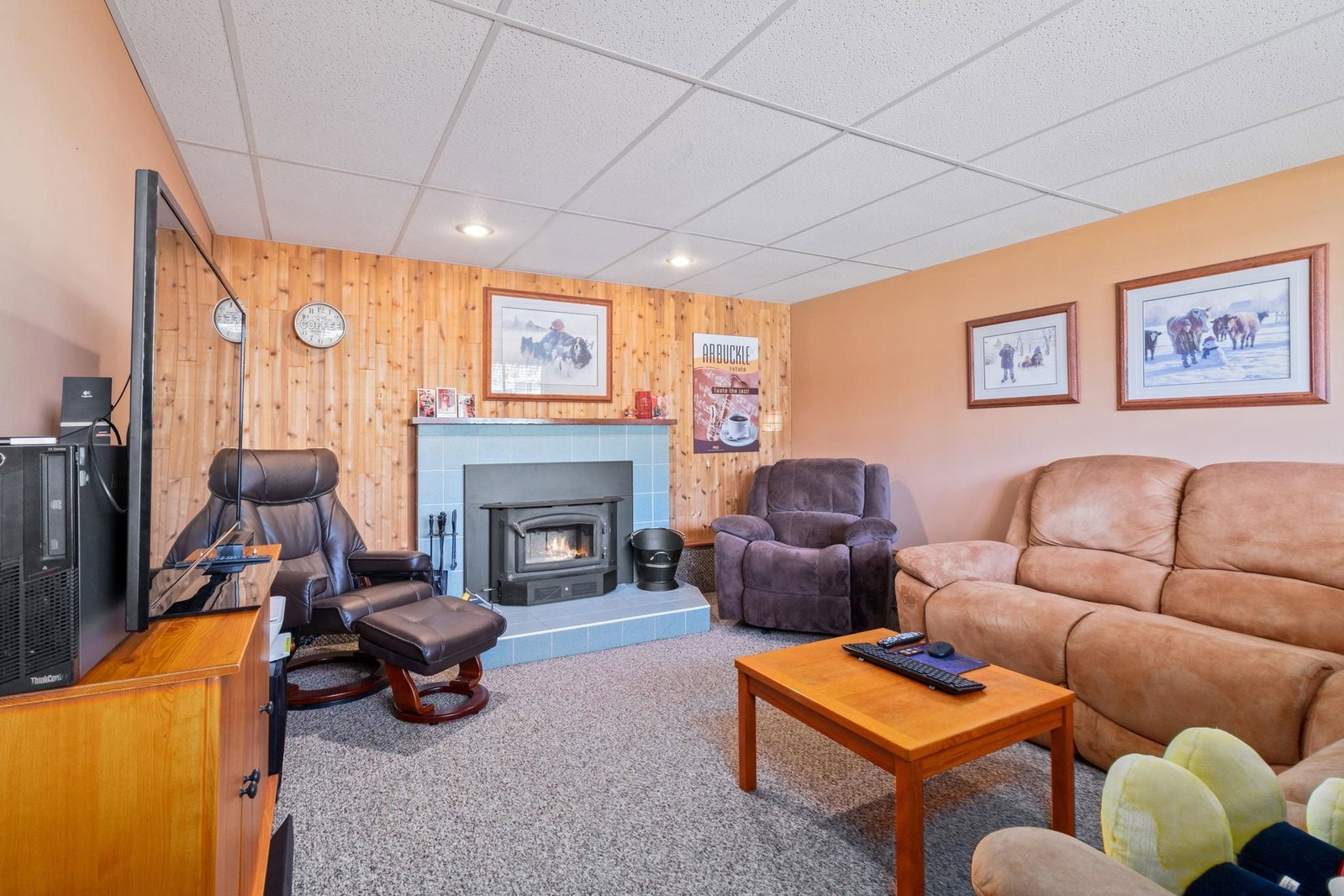 Listing Image 12