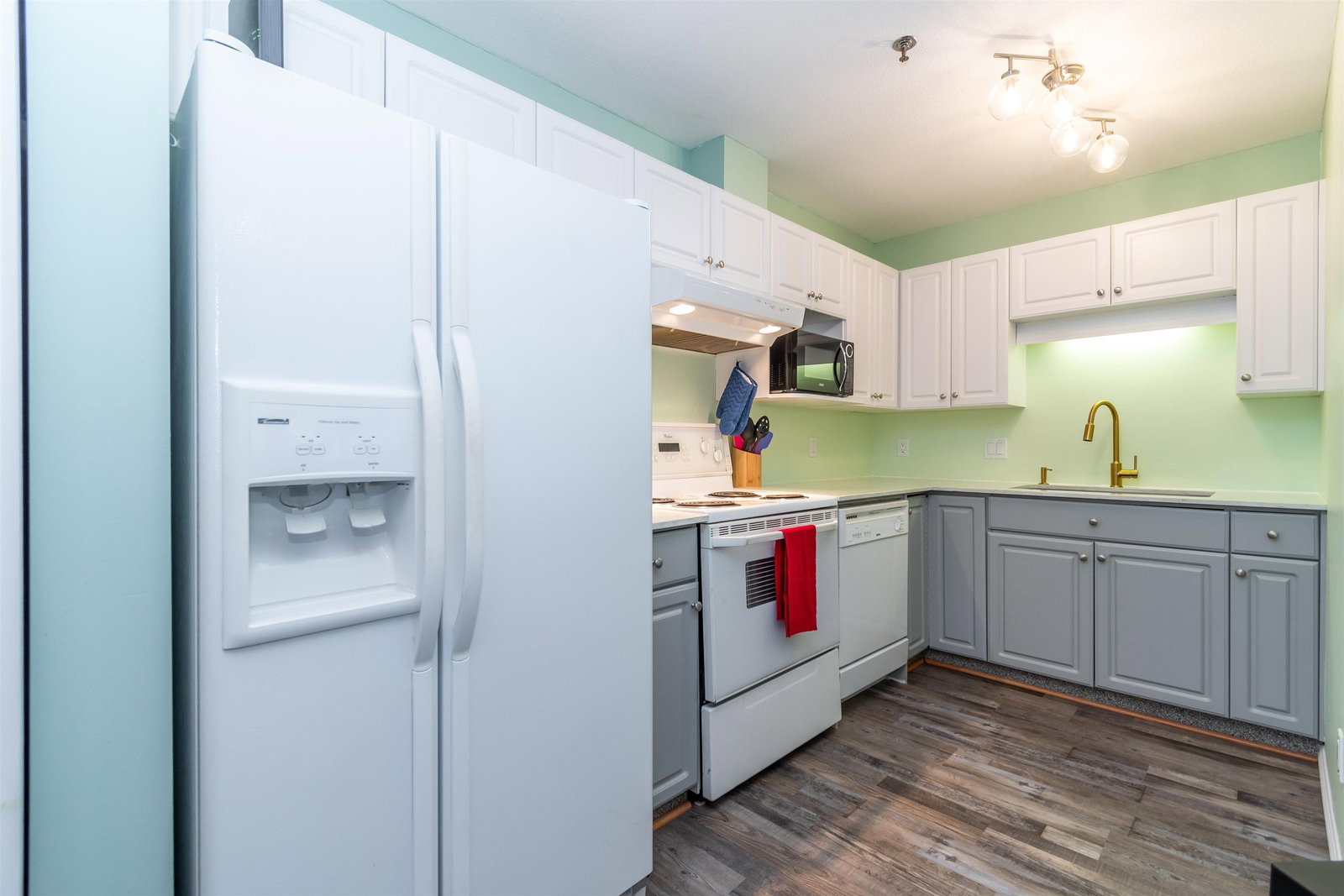 Listing Image 15