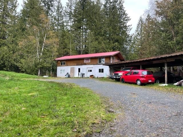 Listing Image 4