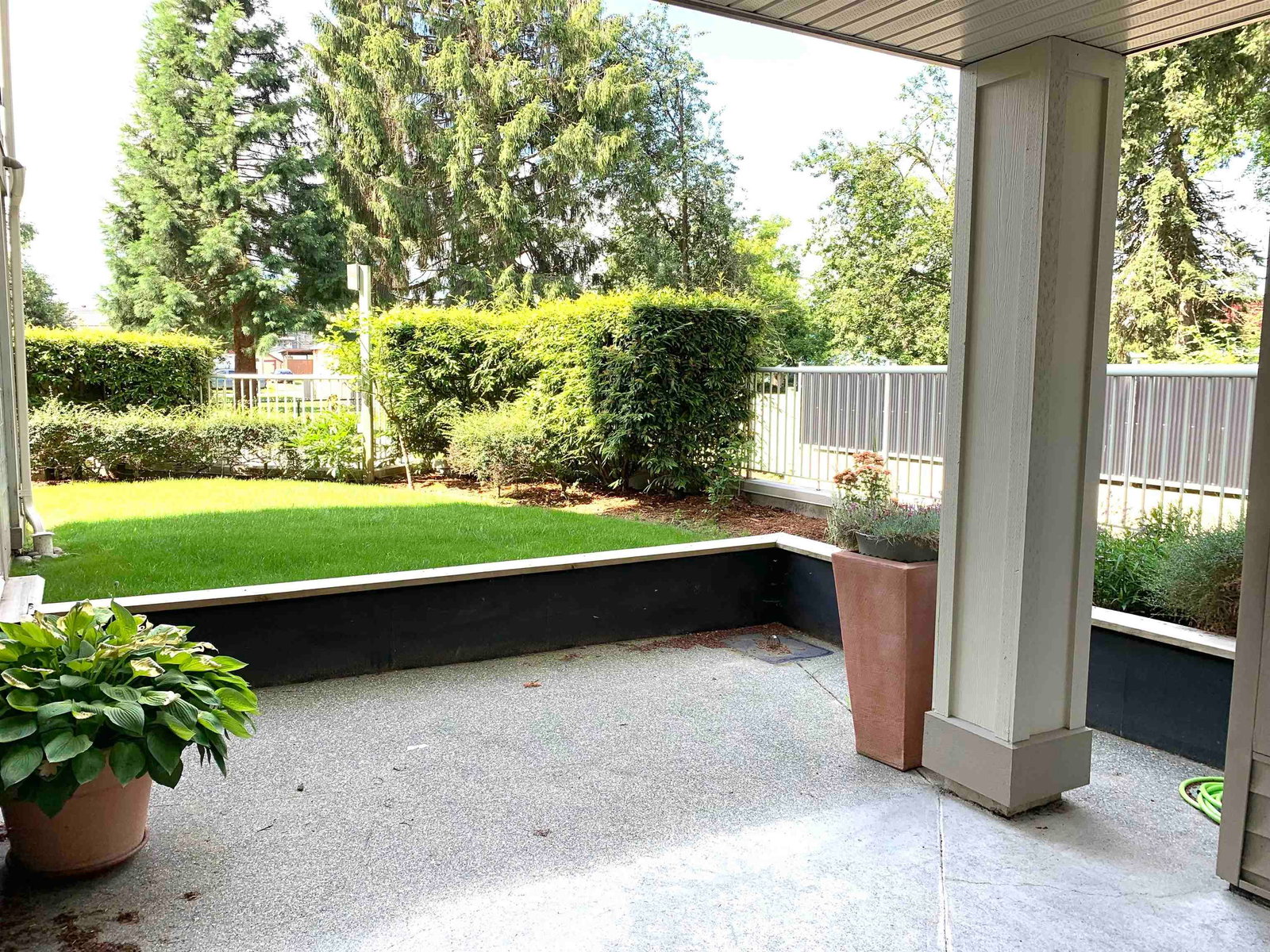 Listing Image 17