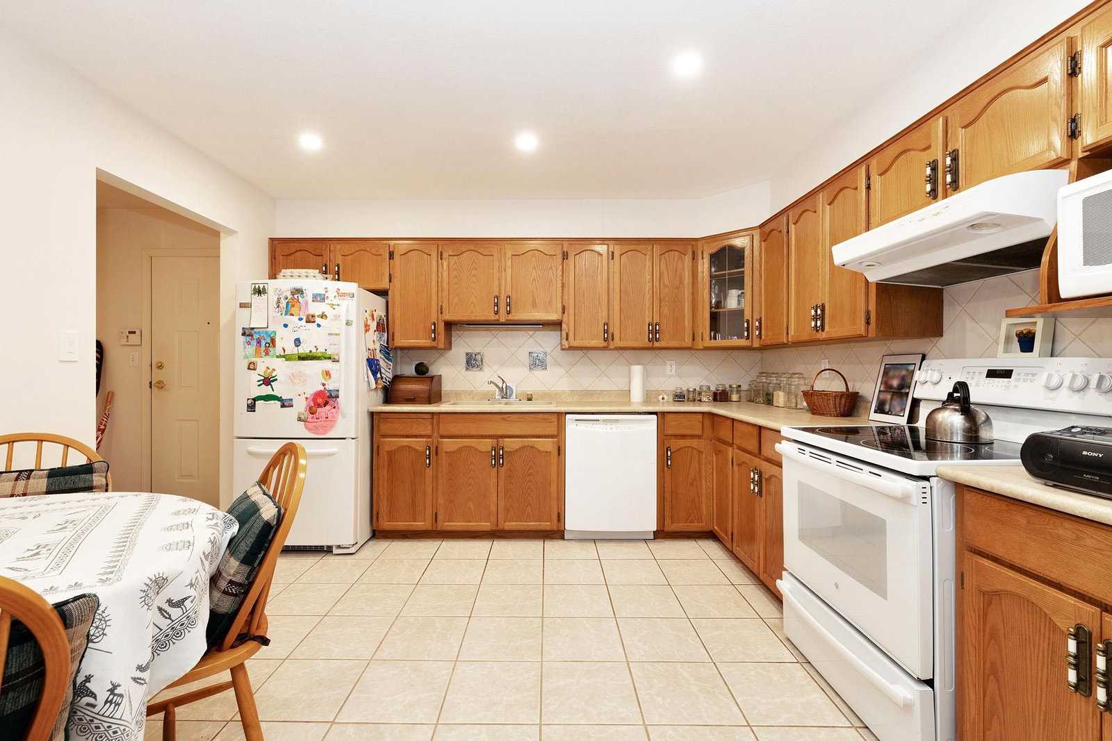 Listing Image 9