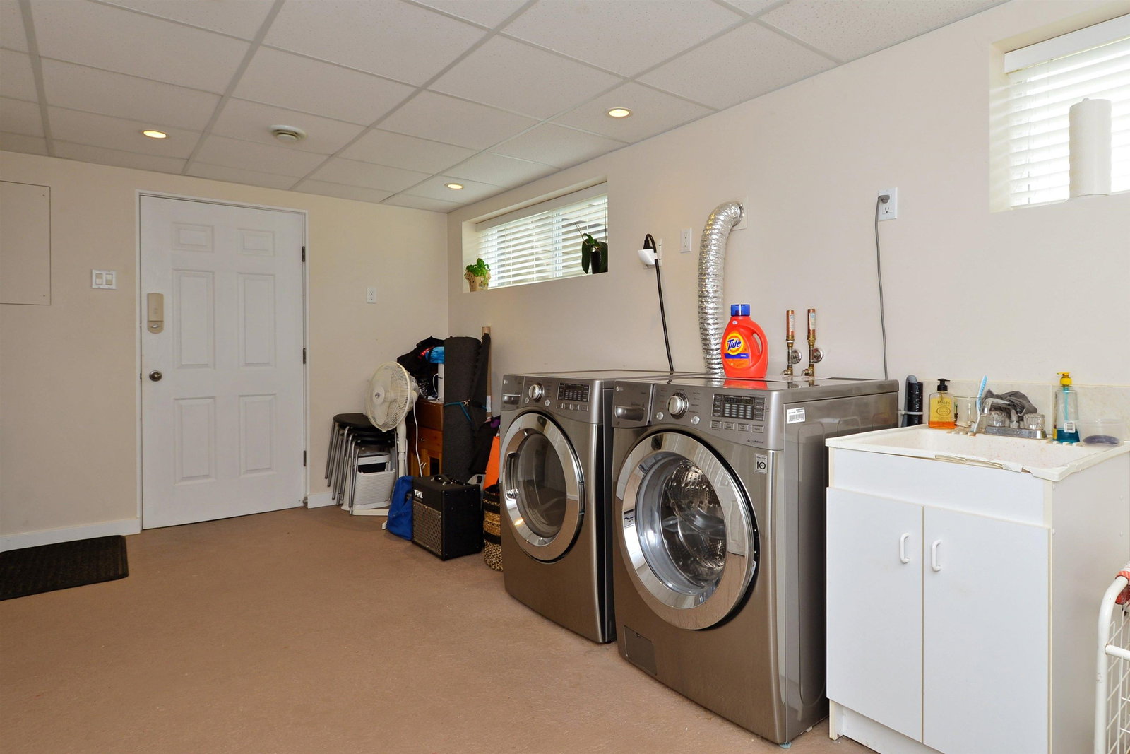 Listing Image 15