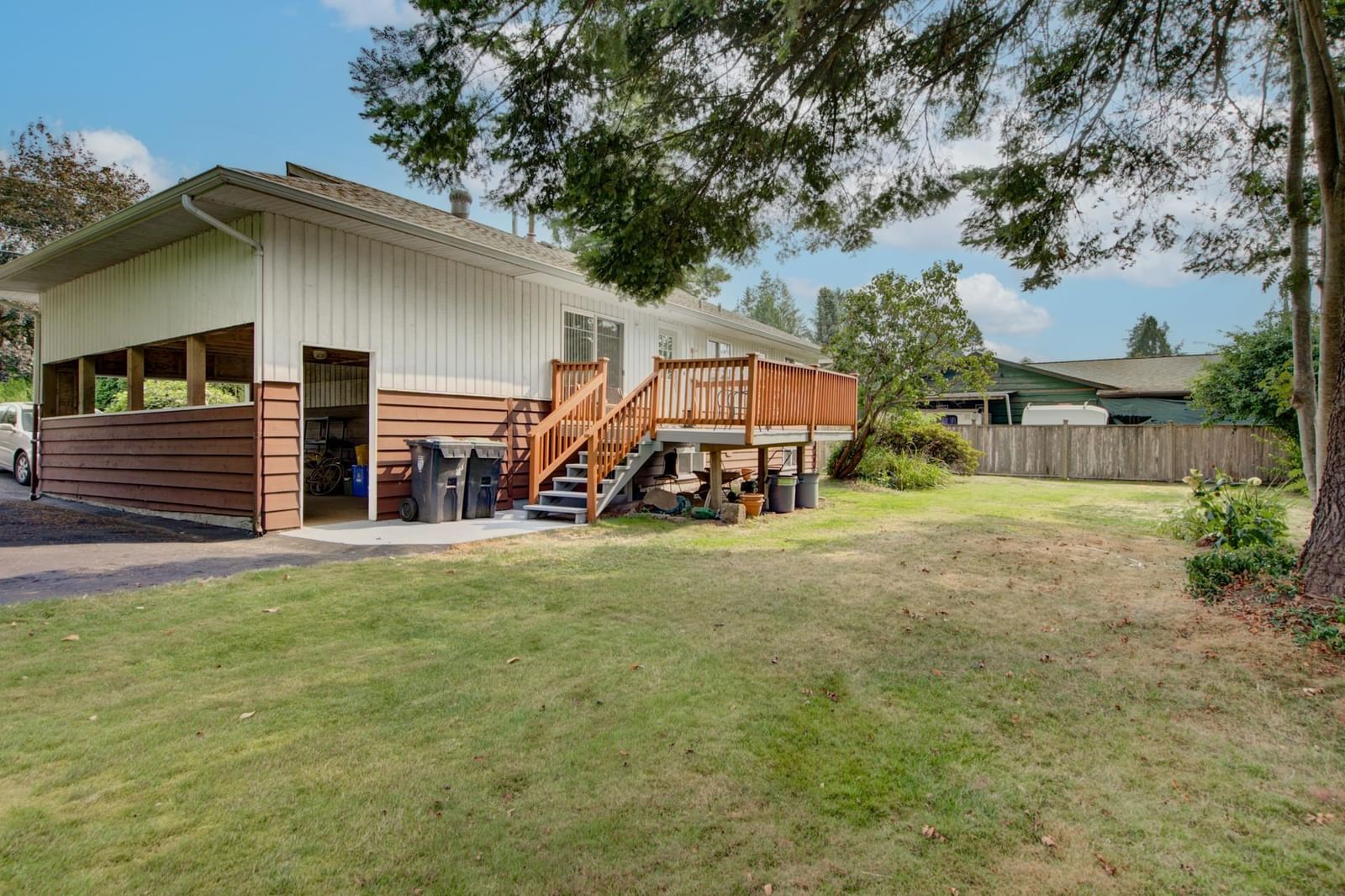 Listing Image 8