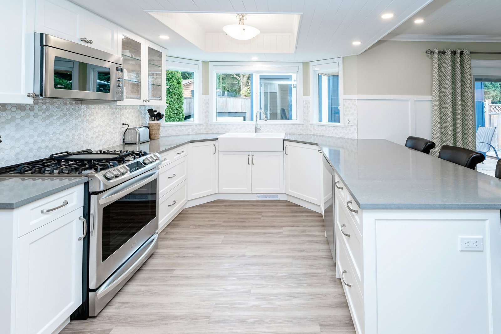 Listing Image 9