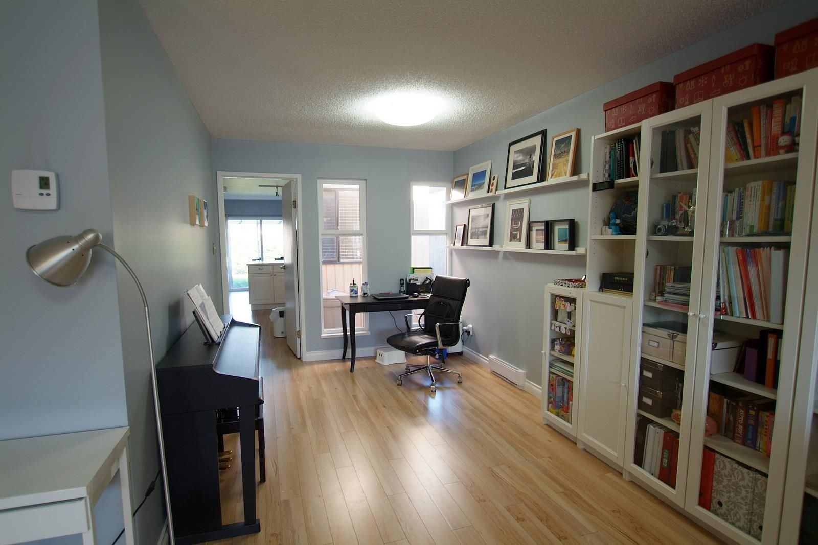 Listing Image 6