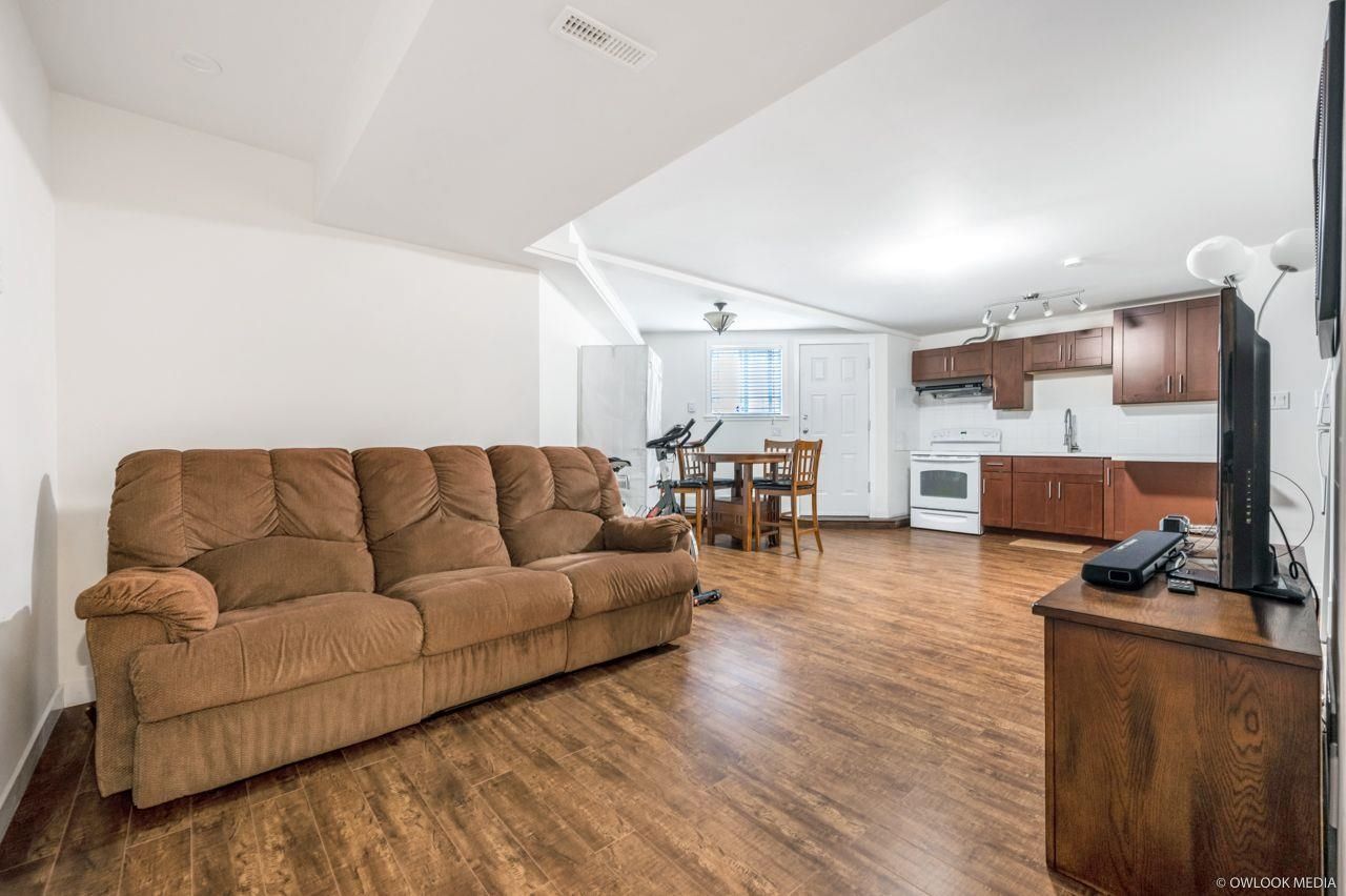Listing Image 22