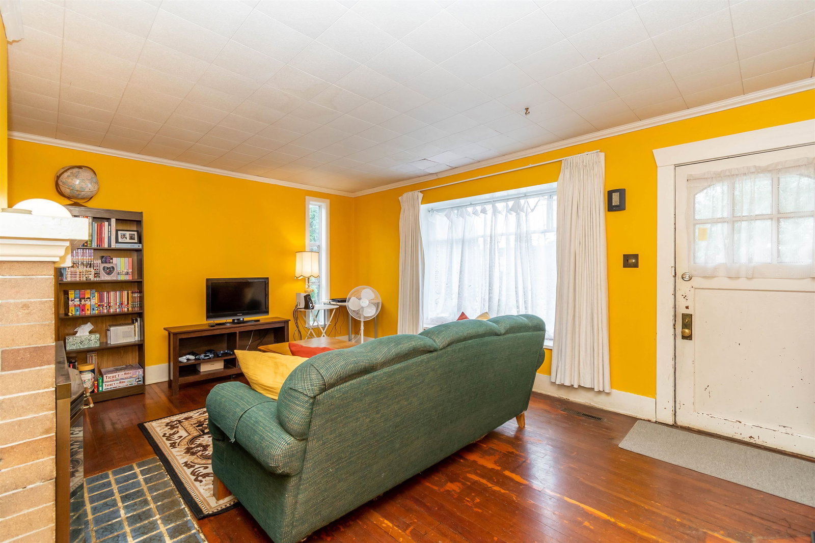 Listing photo 5