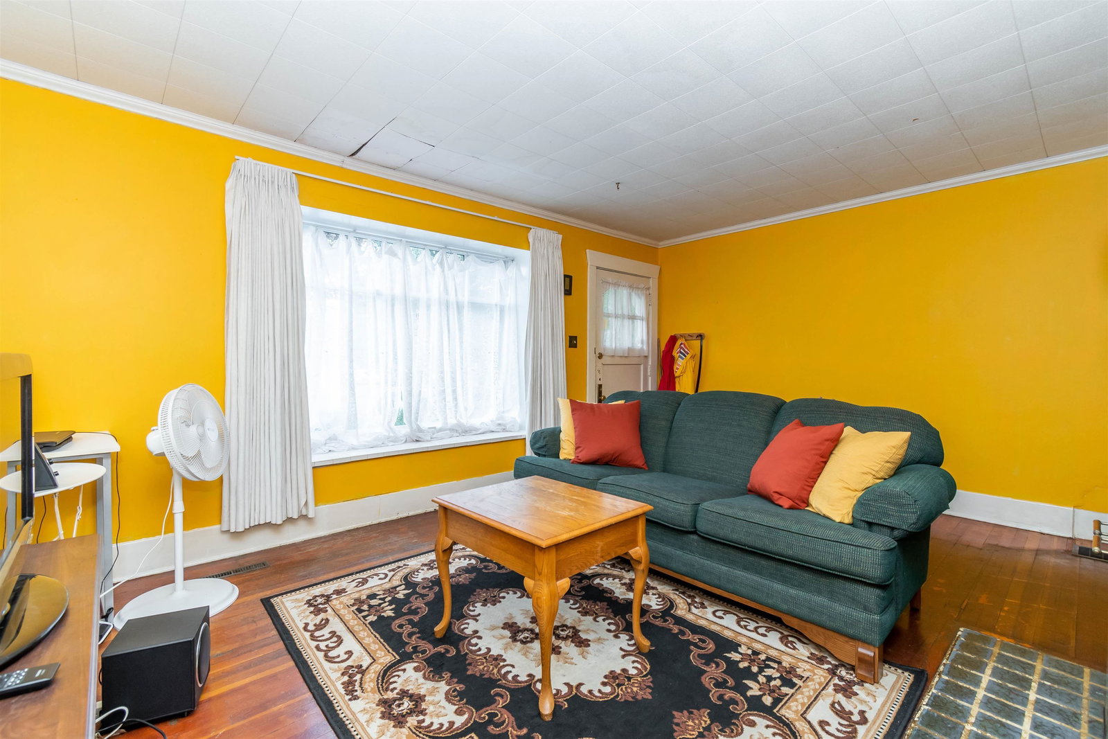 Listing Image 8