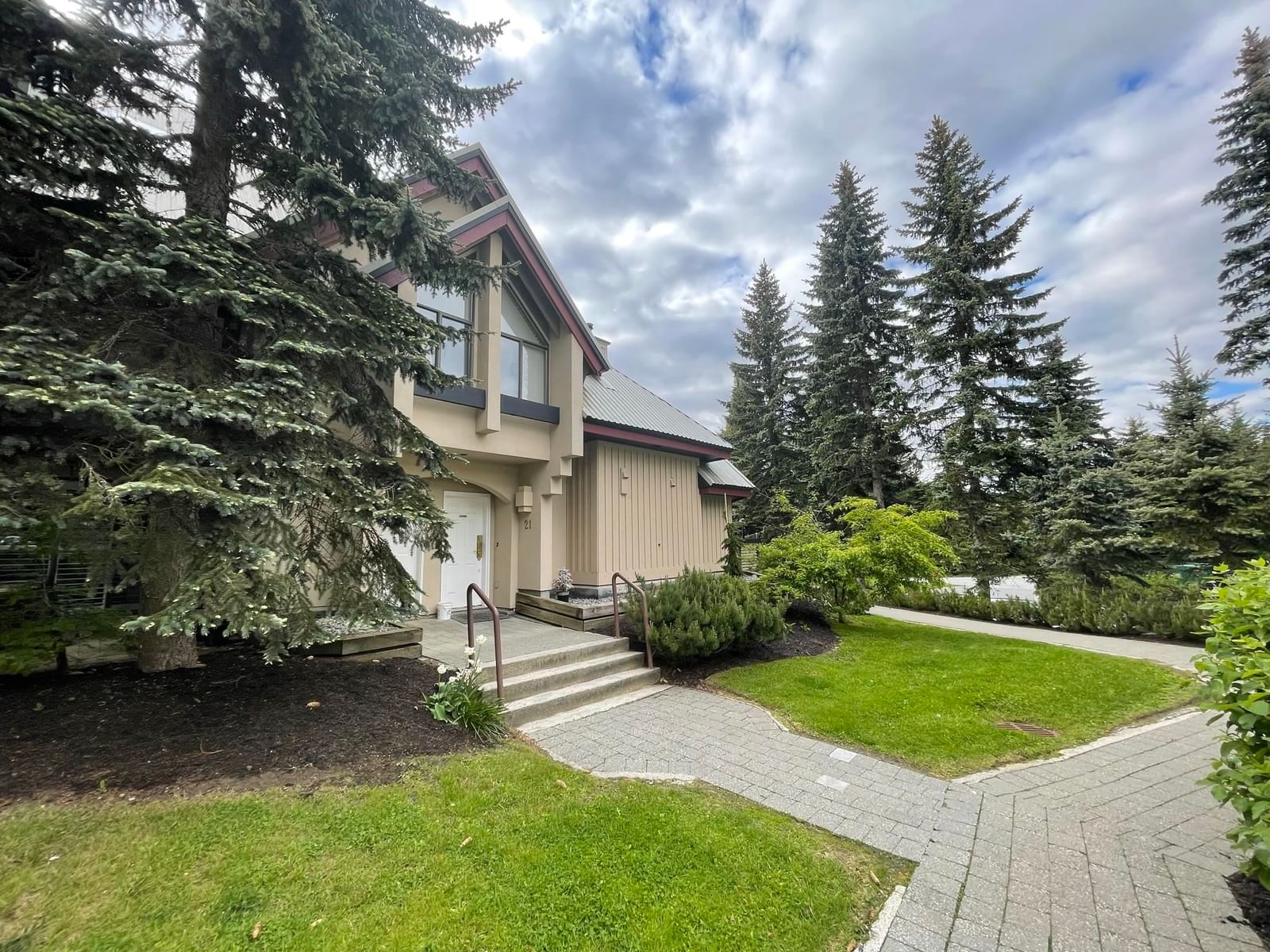 Listing Image 24