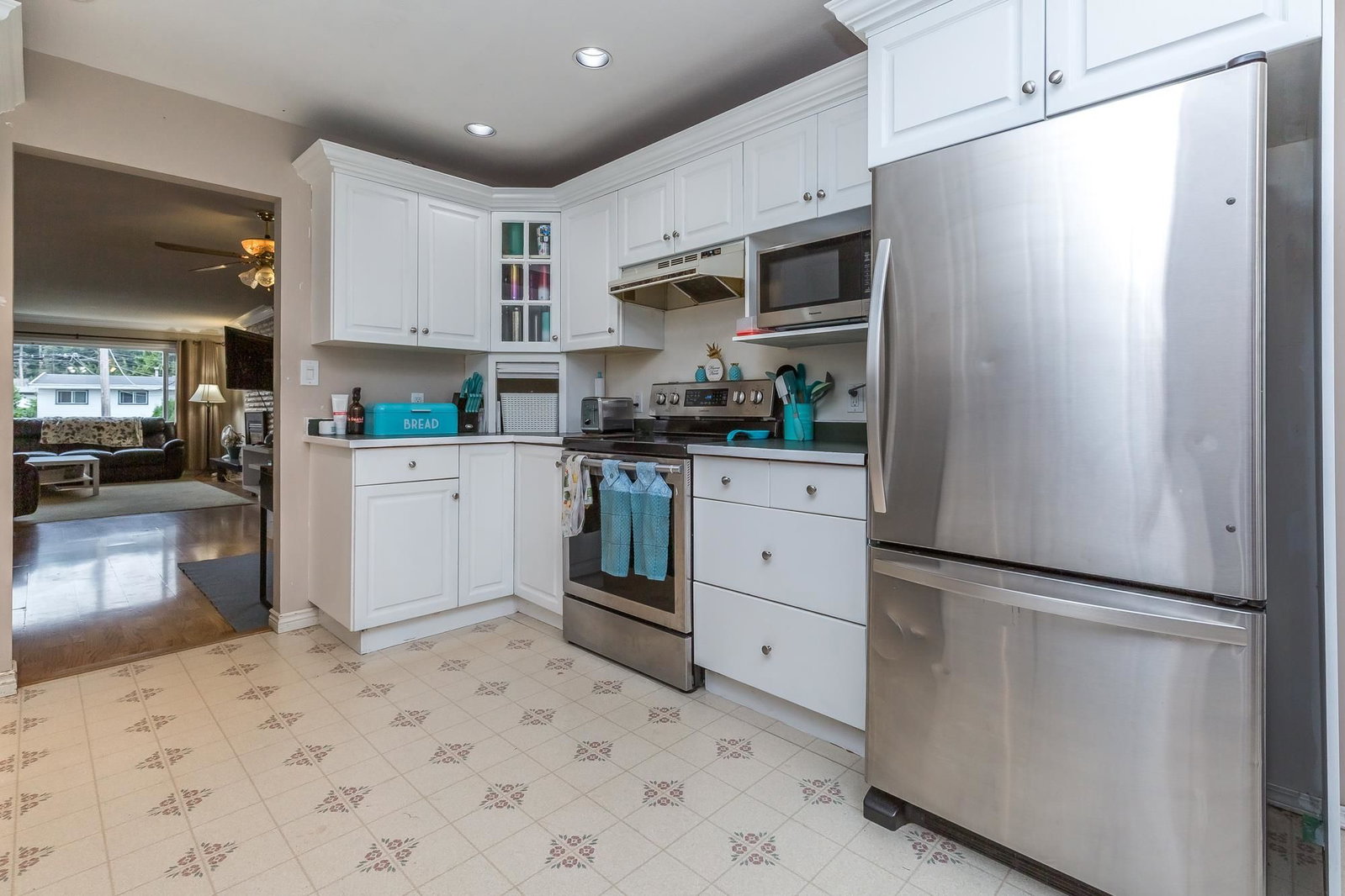 Listing Image 19