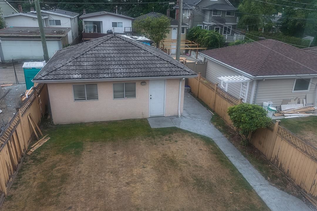 Listing Image 28