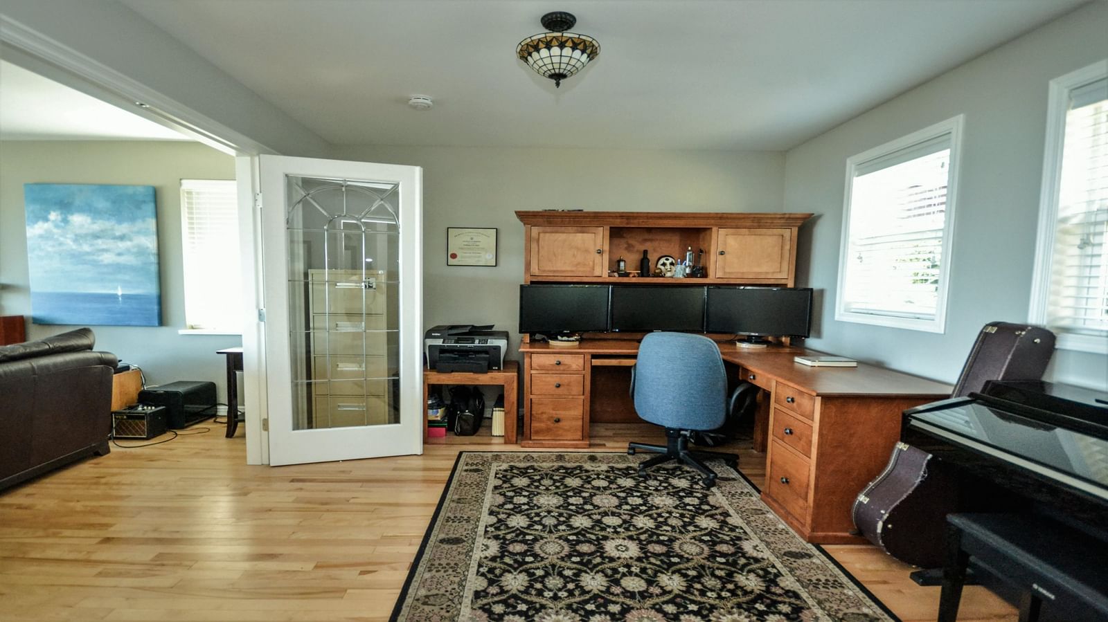 Listing Image 11