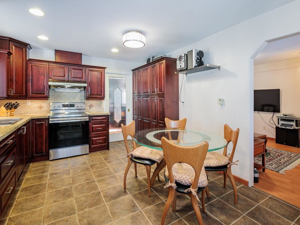 Listing Image 10