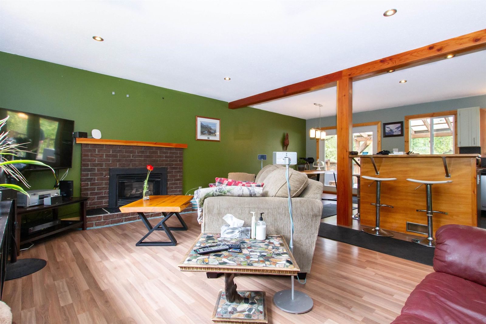 Listing Image 11