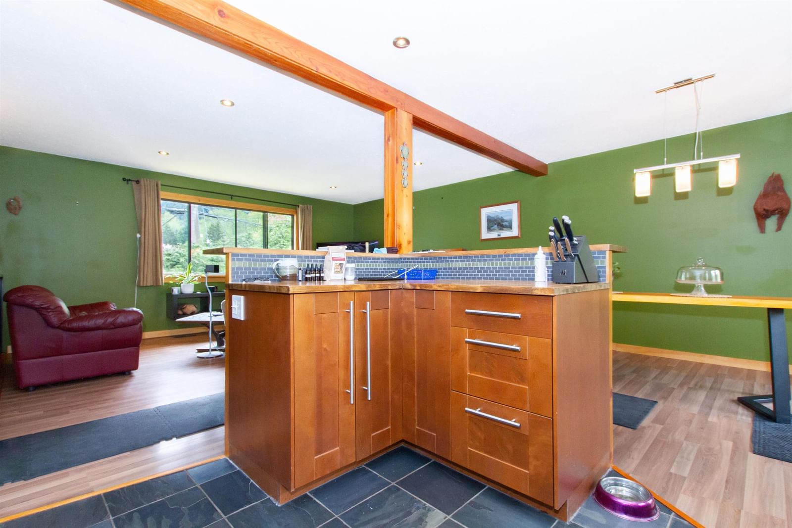 Listing Image 14