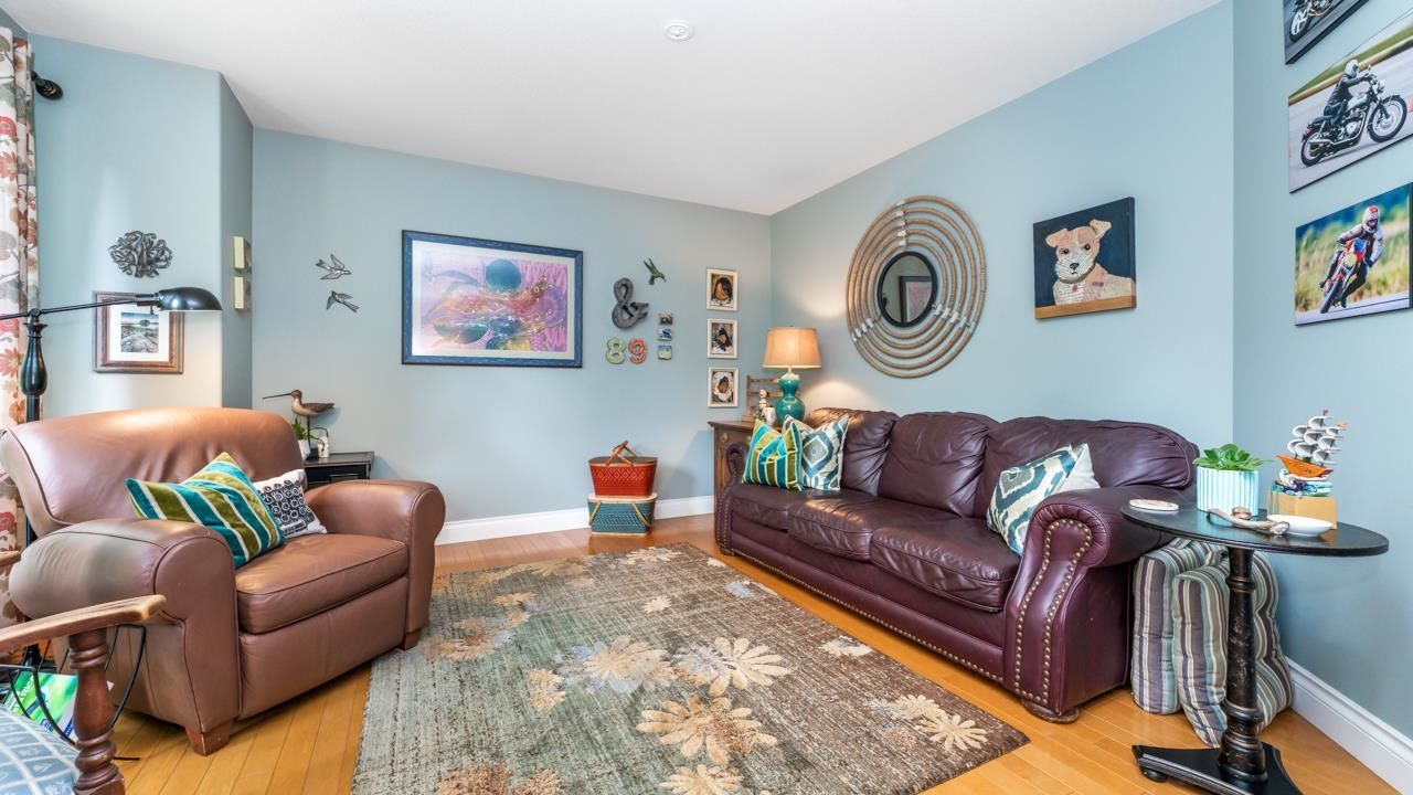 Listing Image 31
