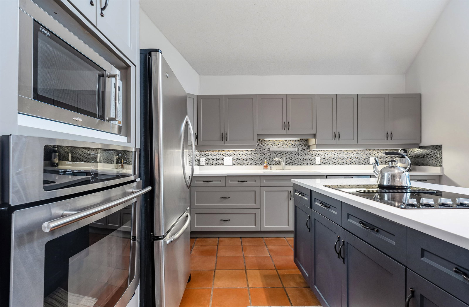 Listing Image 18