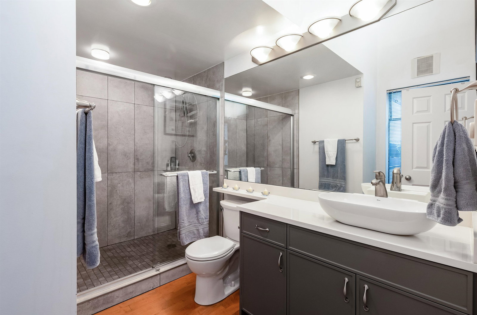 Listing Image 29
