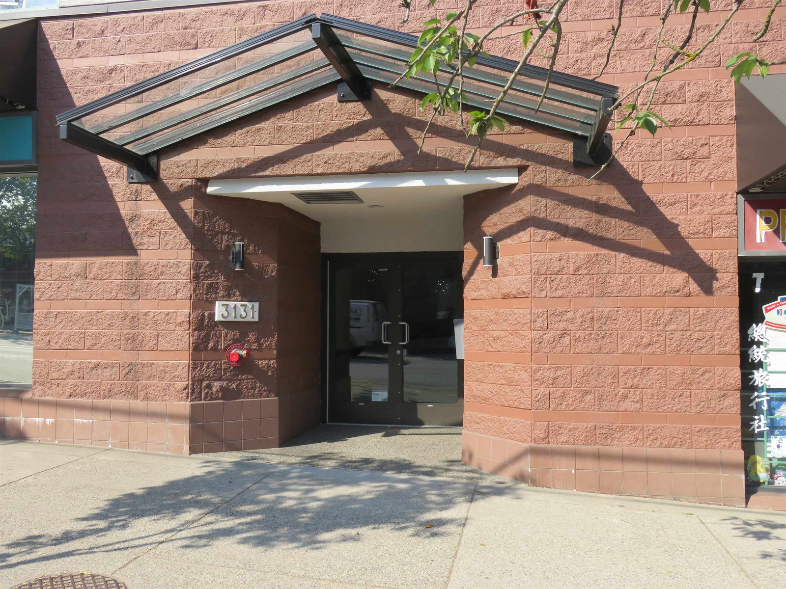 Listing Image 16
