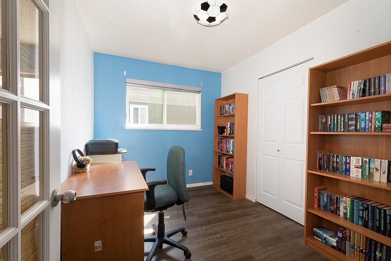 Listing Image 16