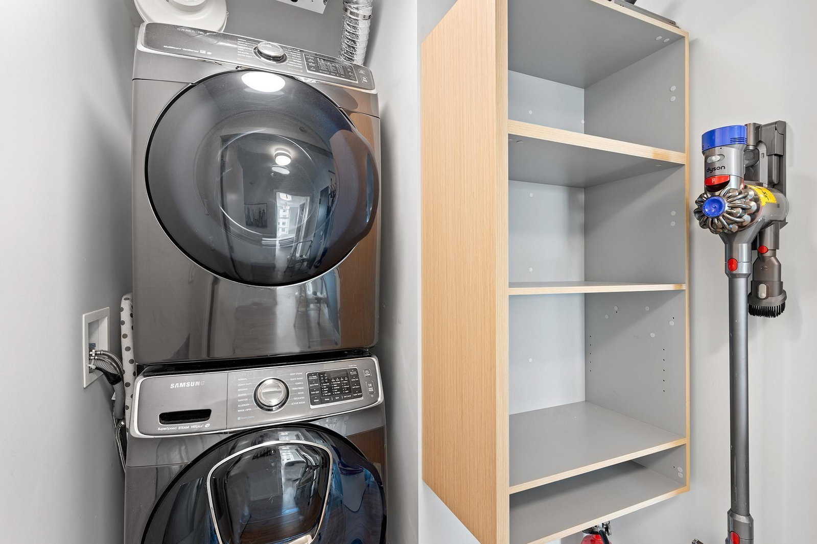 Listing Image 29