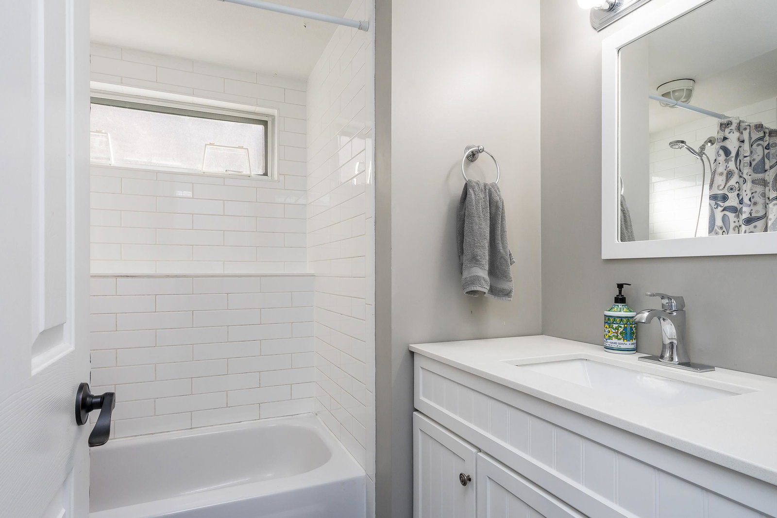 Listing Image 32
