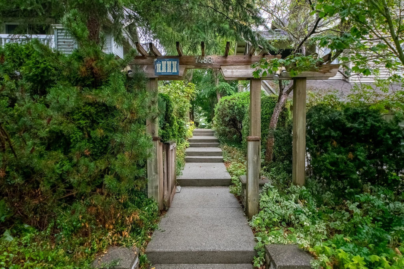 Listing Image 24