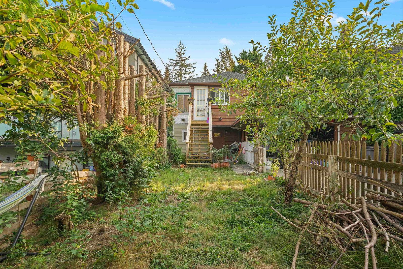 Listing Image 15