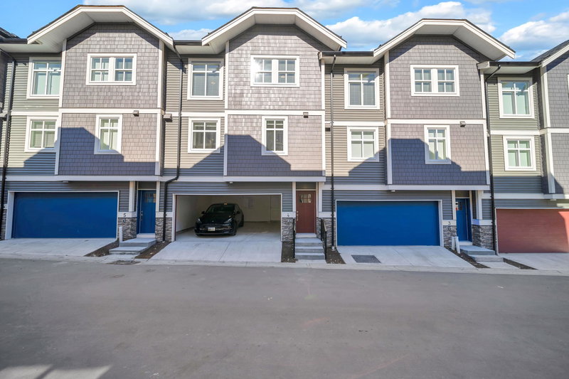 4 - 10488 124 Street, Surrey, V3V 6A2 | Image 2