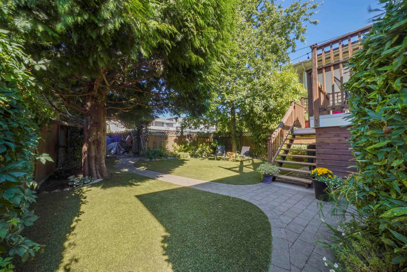 Listing Image 5