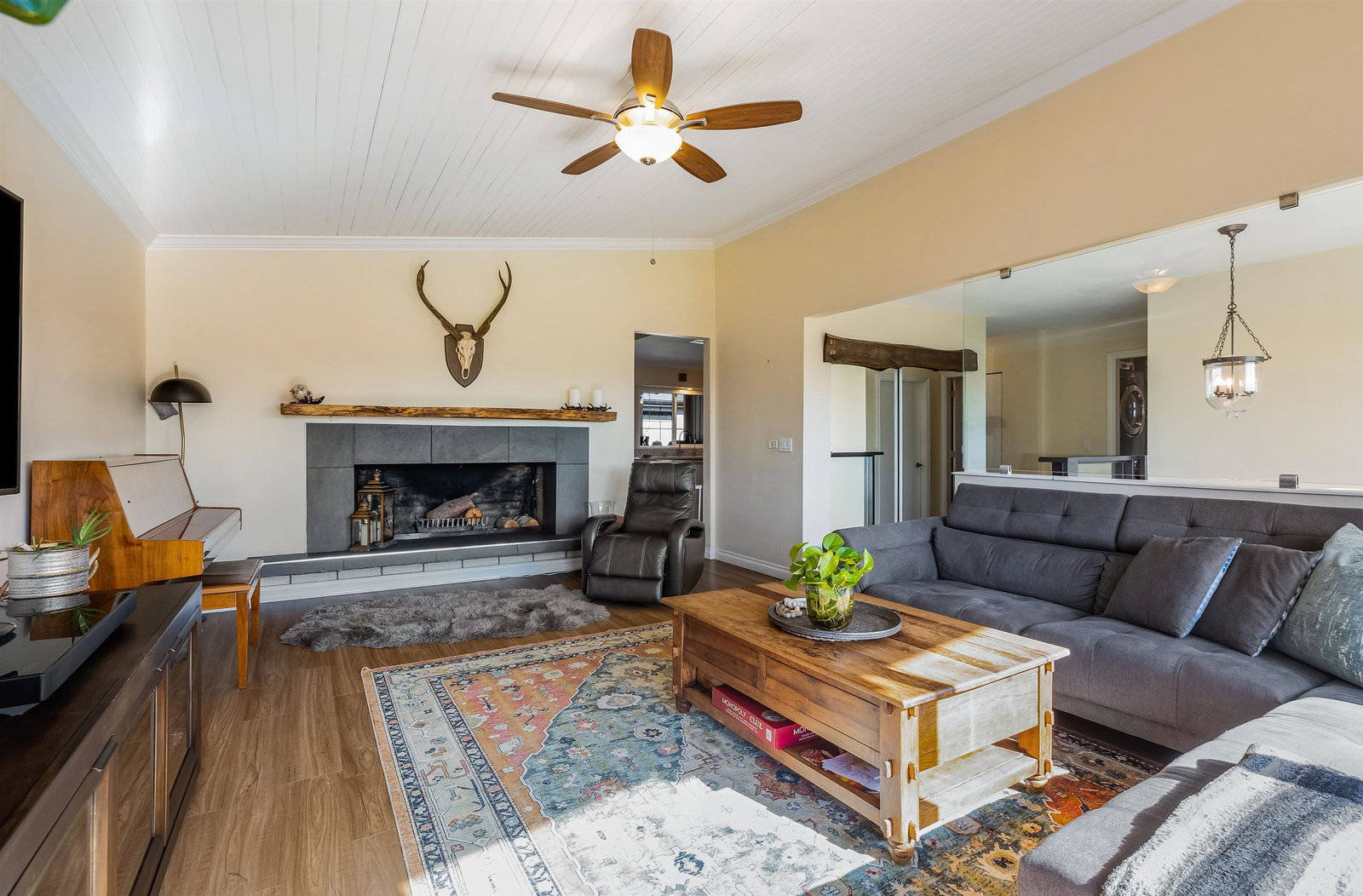 Listing Image 13