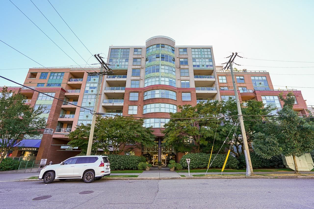 Listing Image 1
