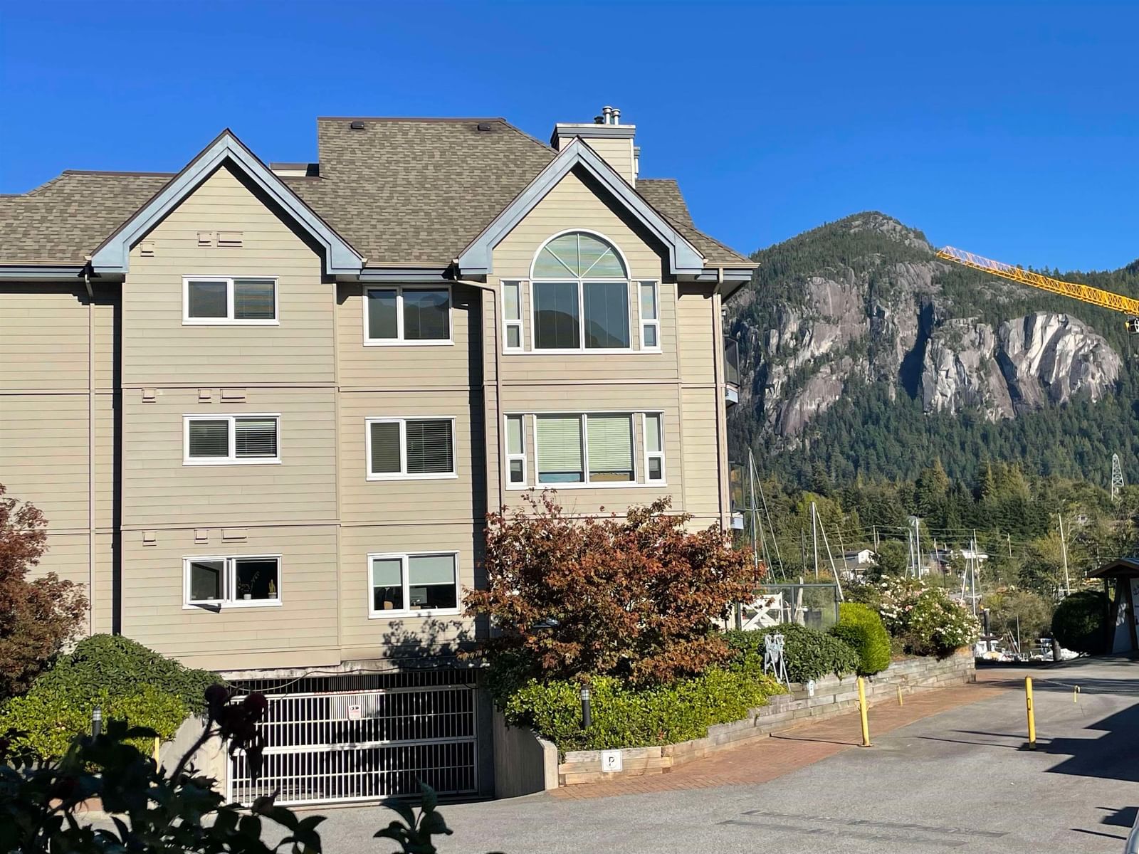 Listing Image 17