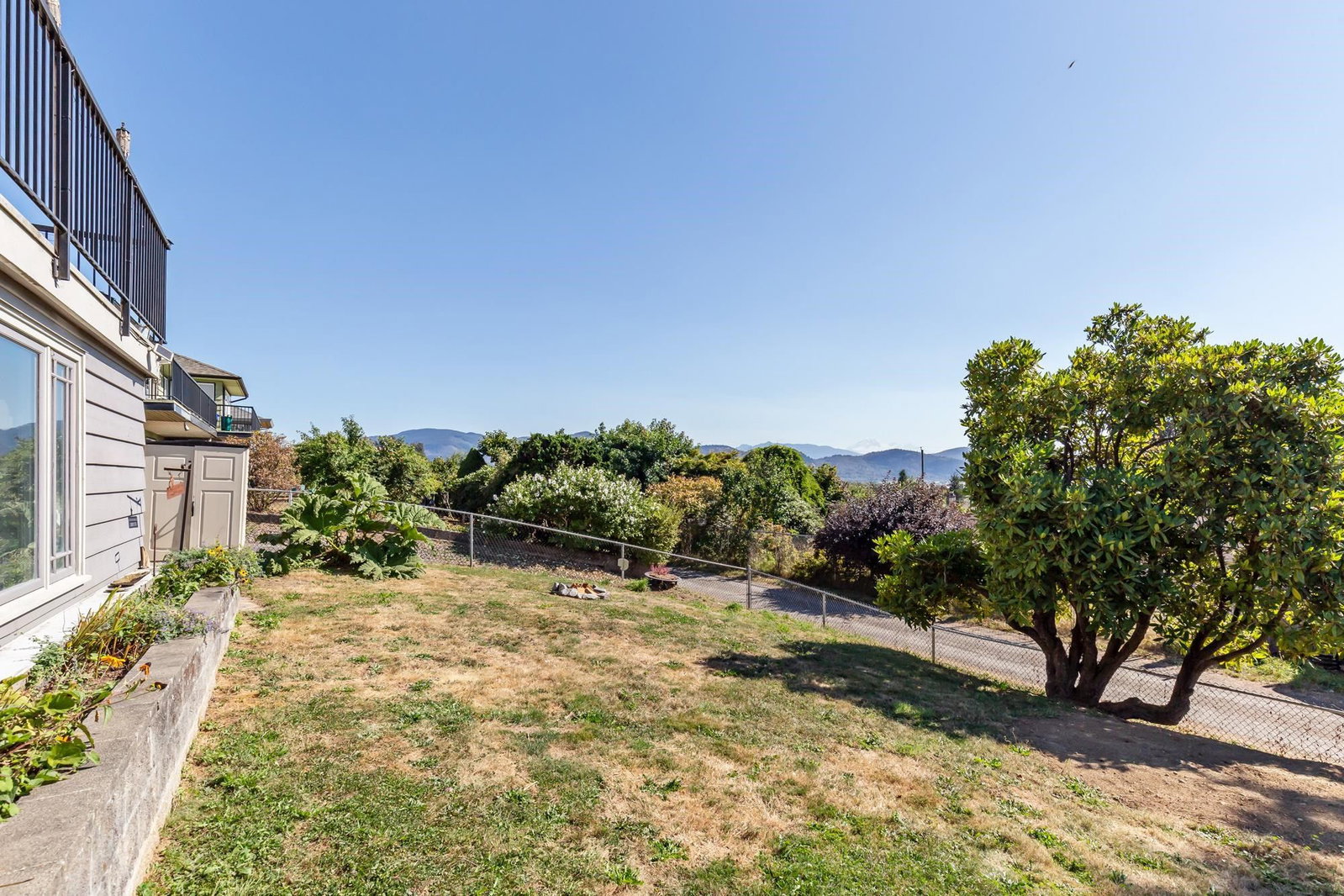 Listing Image 40