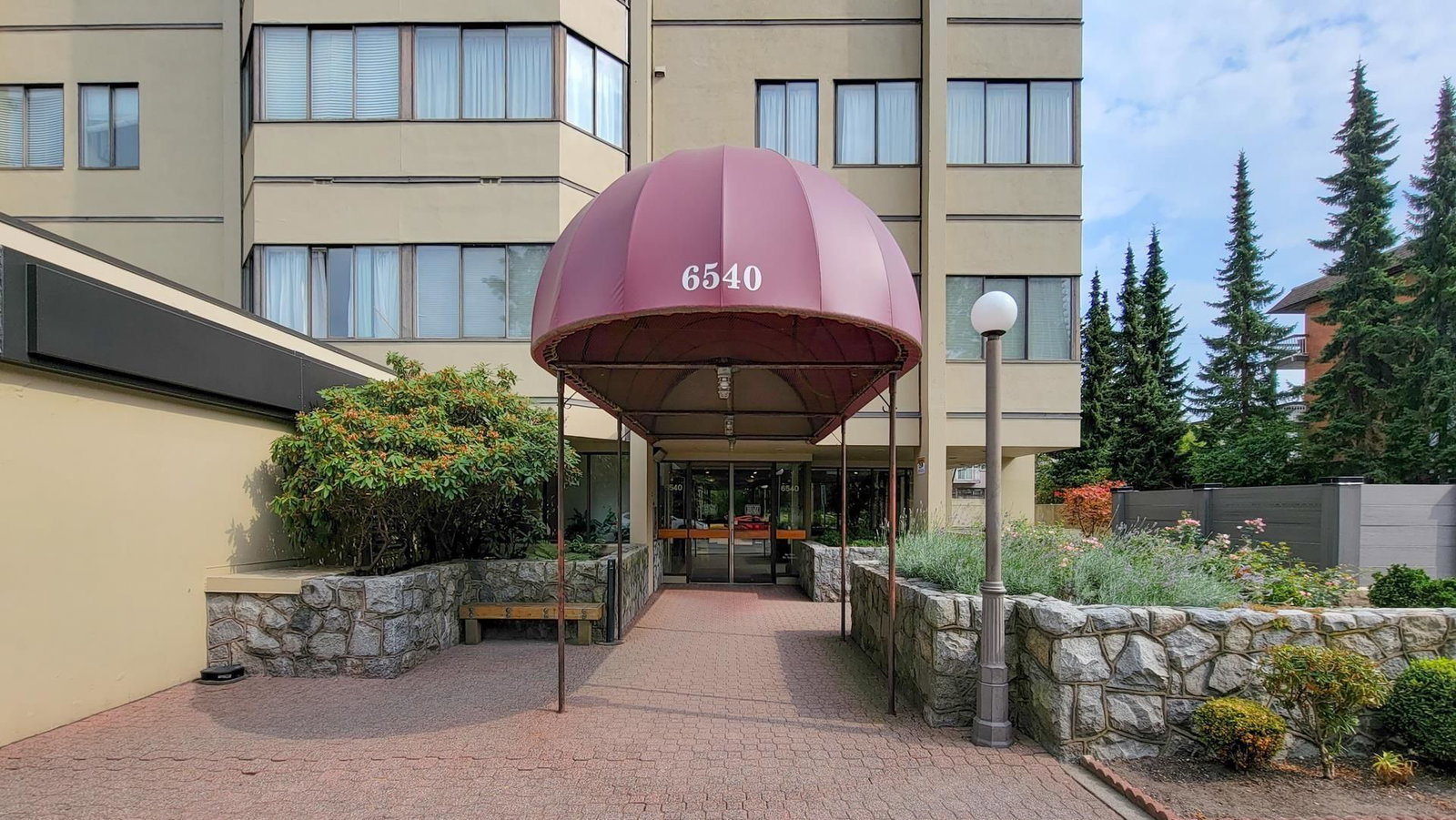 Listing Image 22