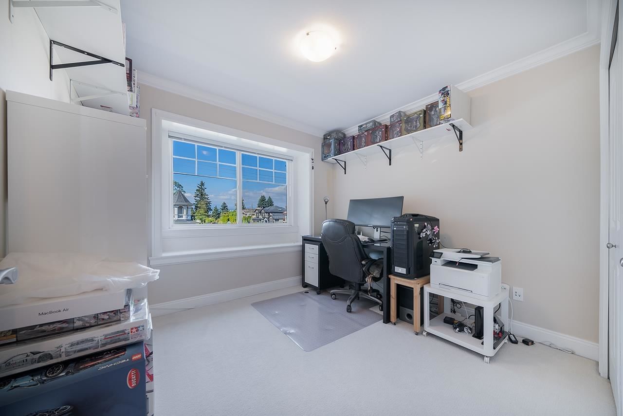 Listing Image 21