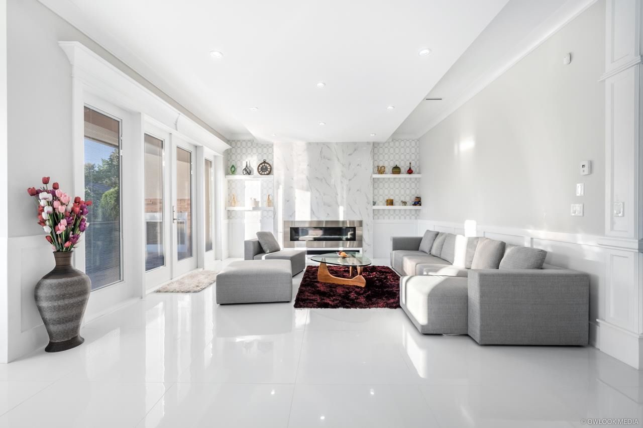Listing Image 11