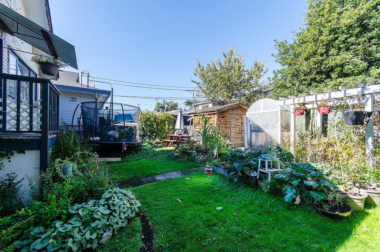 Listing Image 12