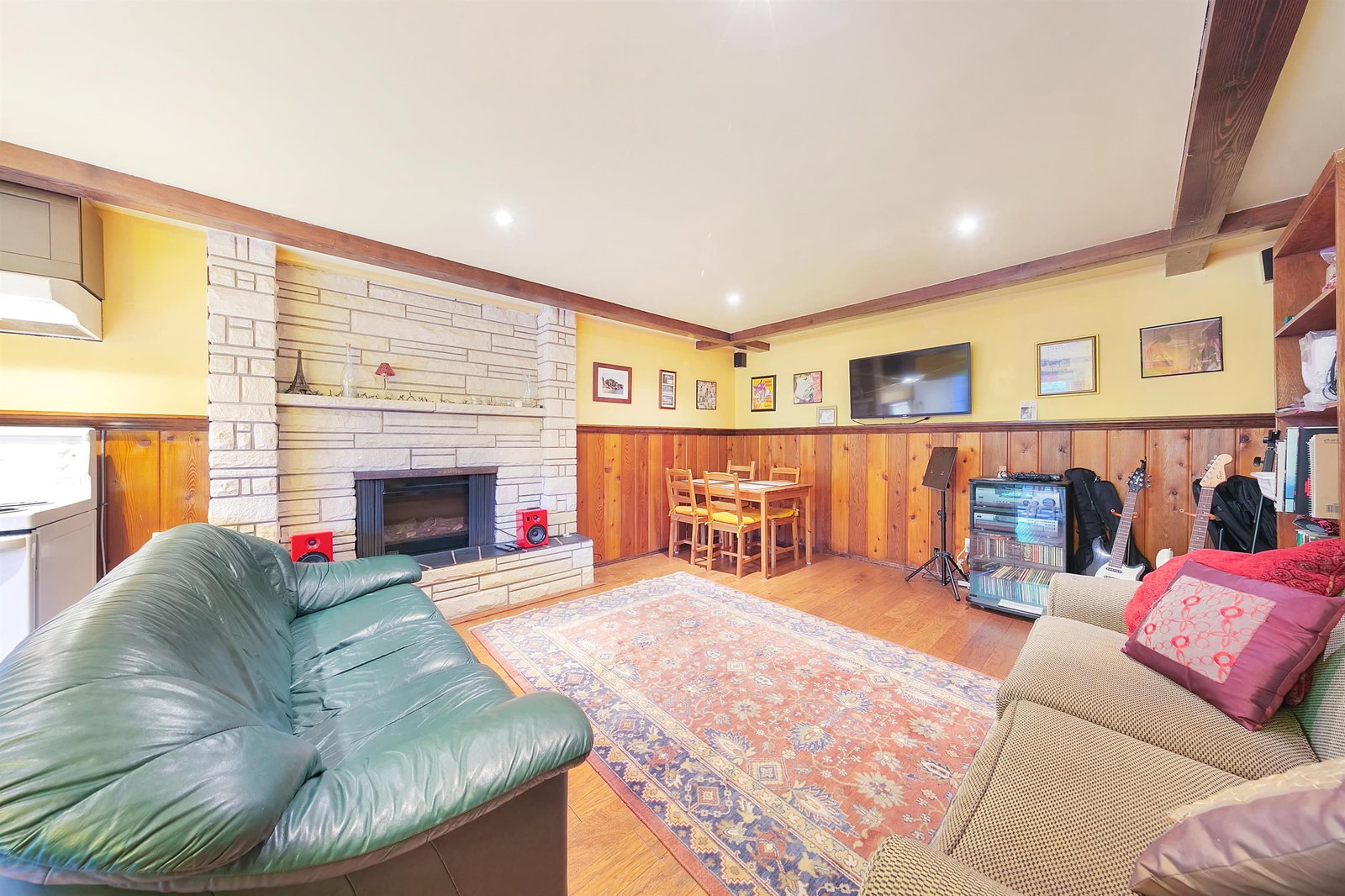 Listing Image 22