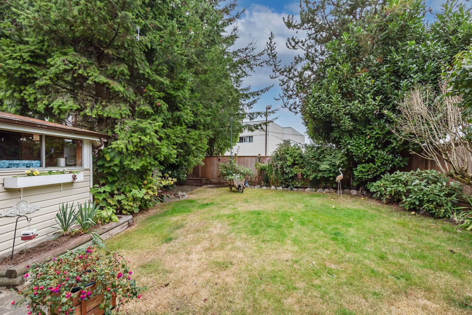 Listing Image 37