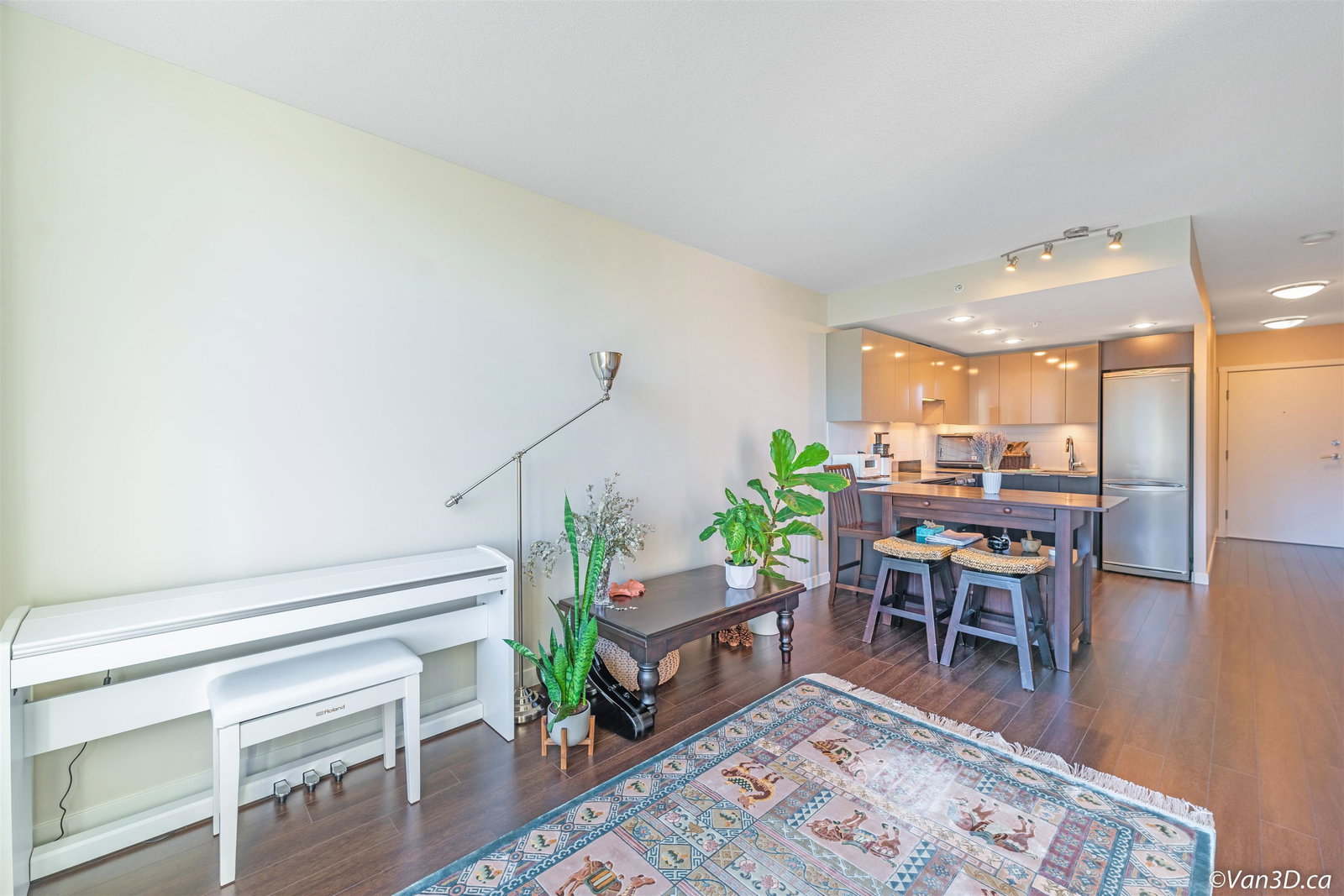 Listing Image 9