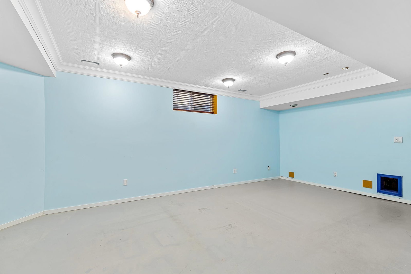 Listing Image 38