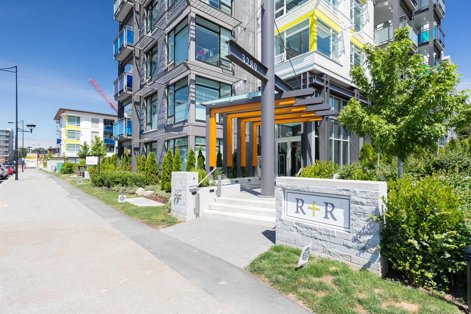 Listing Image 3