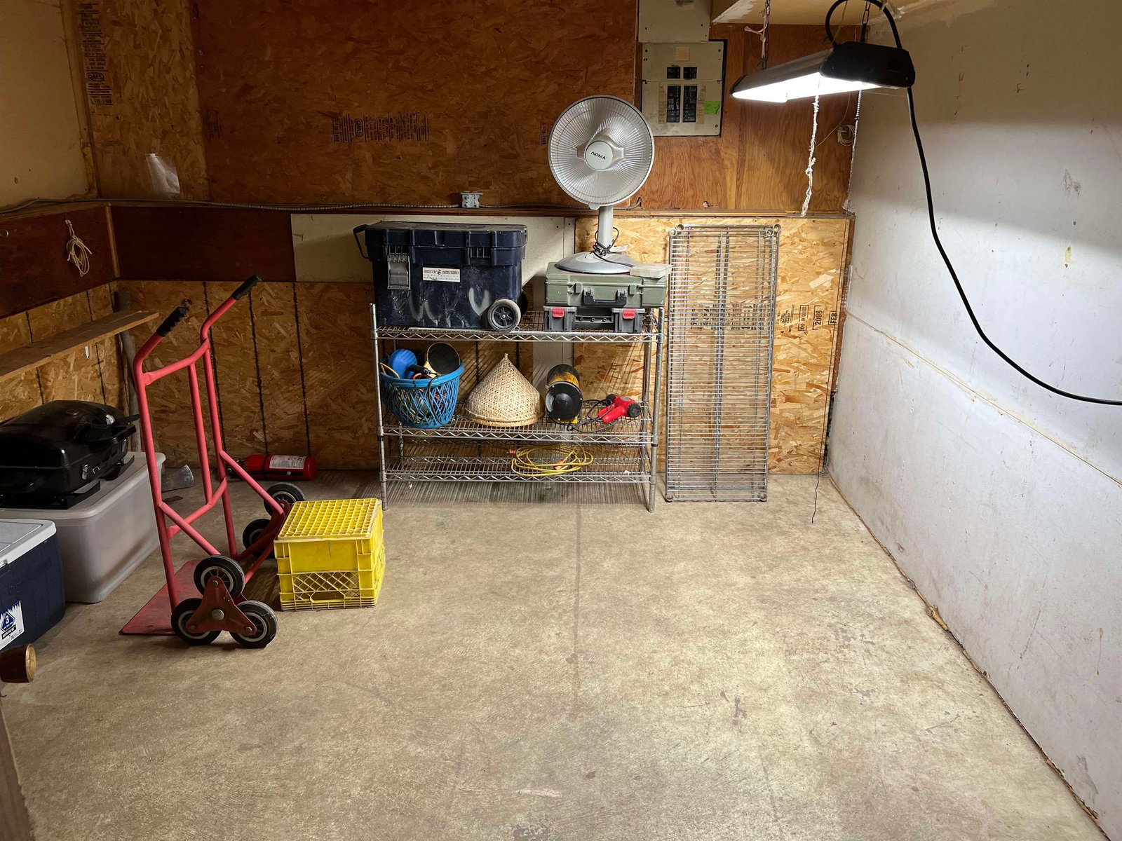 Listing Image 10