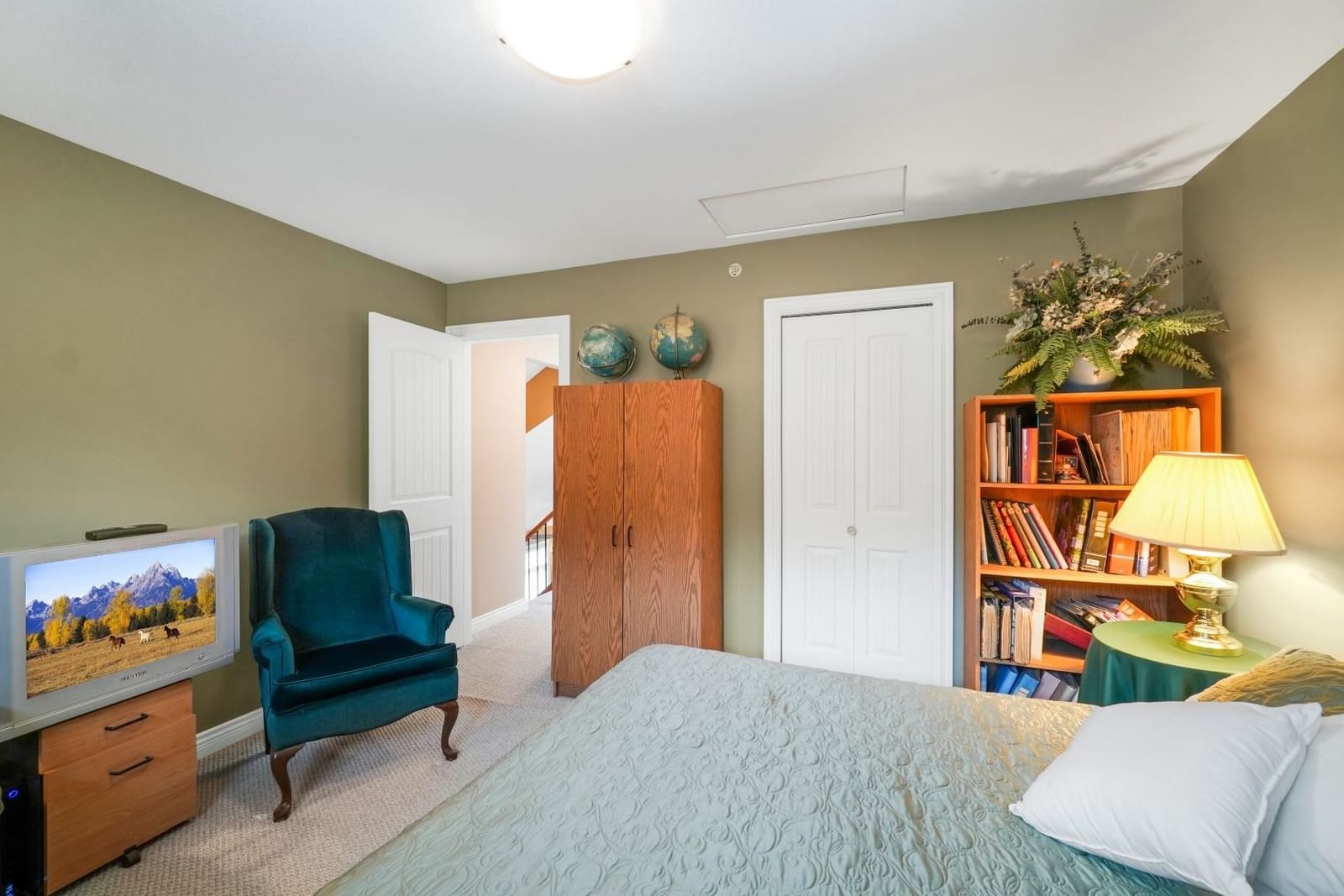 Listing Image 18