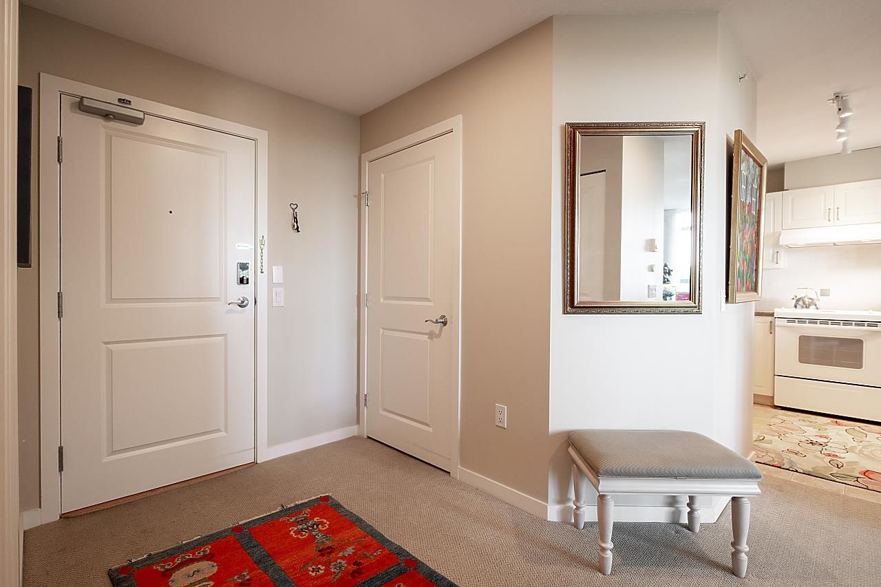 Listing Image 16