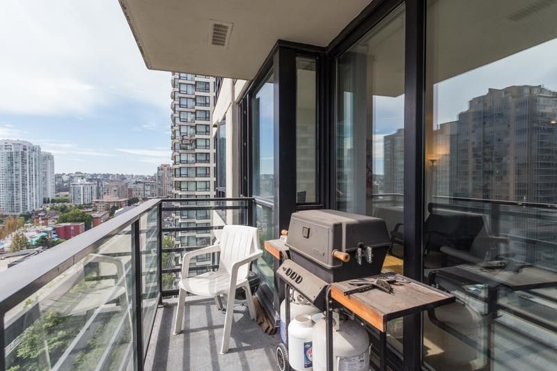Listing Image 11