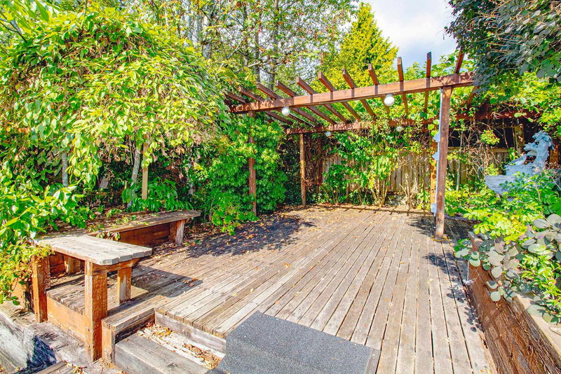 1181 Chartwell Drive, West Vancouver, V7S 2R1 | Image 2